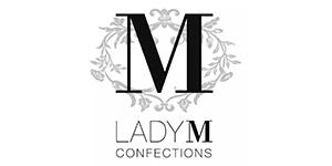 自2017年Lady M 进入中国内地市场以来，落成华东，华北，华南三间中央工厂，并先后于上海、杭州，南京，北京，深圳、厦门、广州等地开设23家门店，以无可替代的“味蕾体验”与“精致极简”的设计风格吸引了大批粉丝。